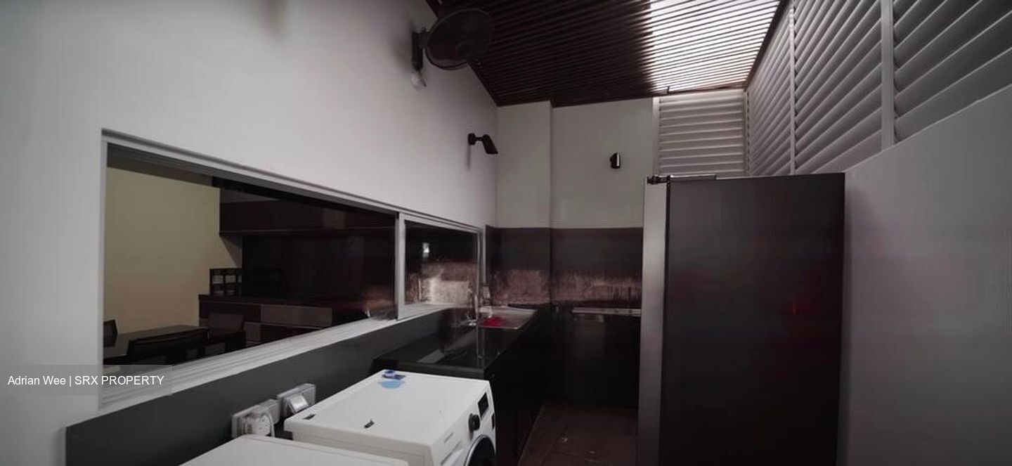 Jalan Elok (D9), Terrace #480528531